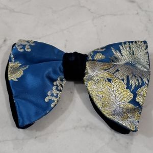Vintage Blue Silk Bowtie